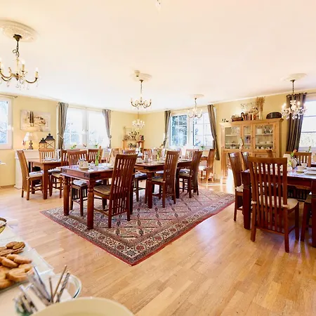 Gut Moschenhof Hotell