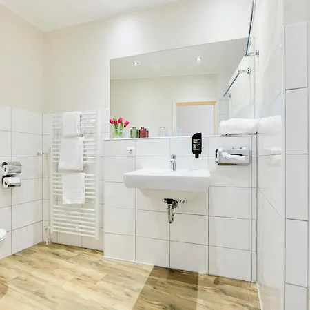 מלון Gut Moschenhof 3*